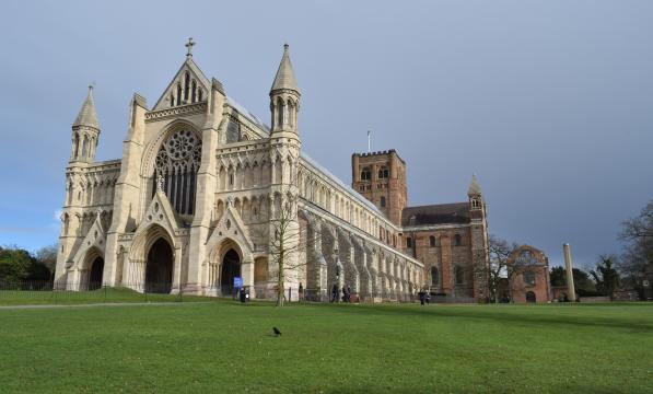 St Alban's cathedral cycle route