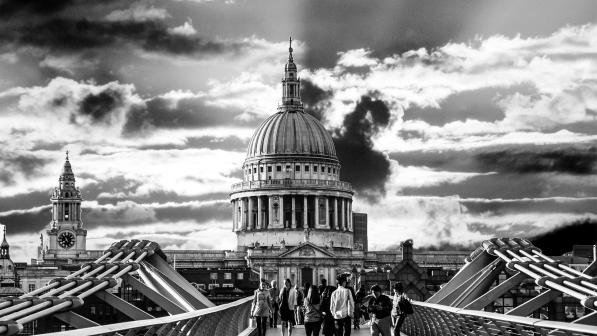 St Pauls cathedral cycle route