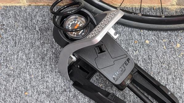 How to Choose the Best Bike Pump