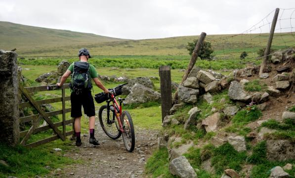 Bikeacking with a mountain bike on Dartmoor